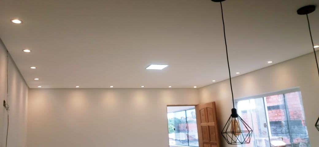 Forro com pontos de iluminação — foto de trabalho enviada por Leonel